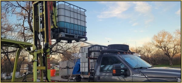 Truck Mounted Syrup Tank And Pump Used To Feed Large Apiaries